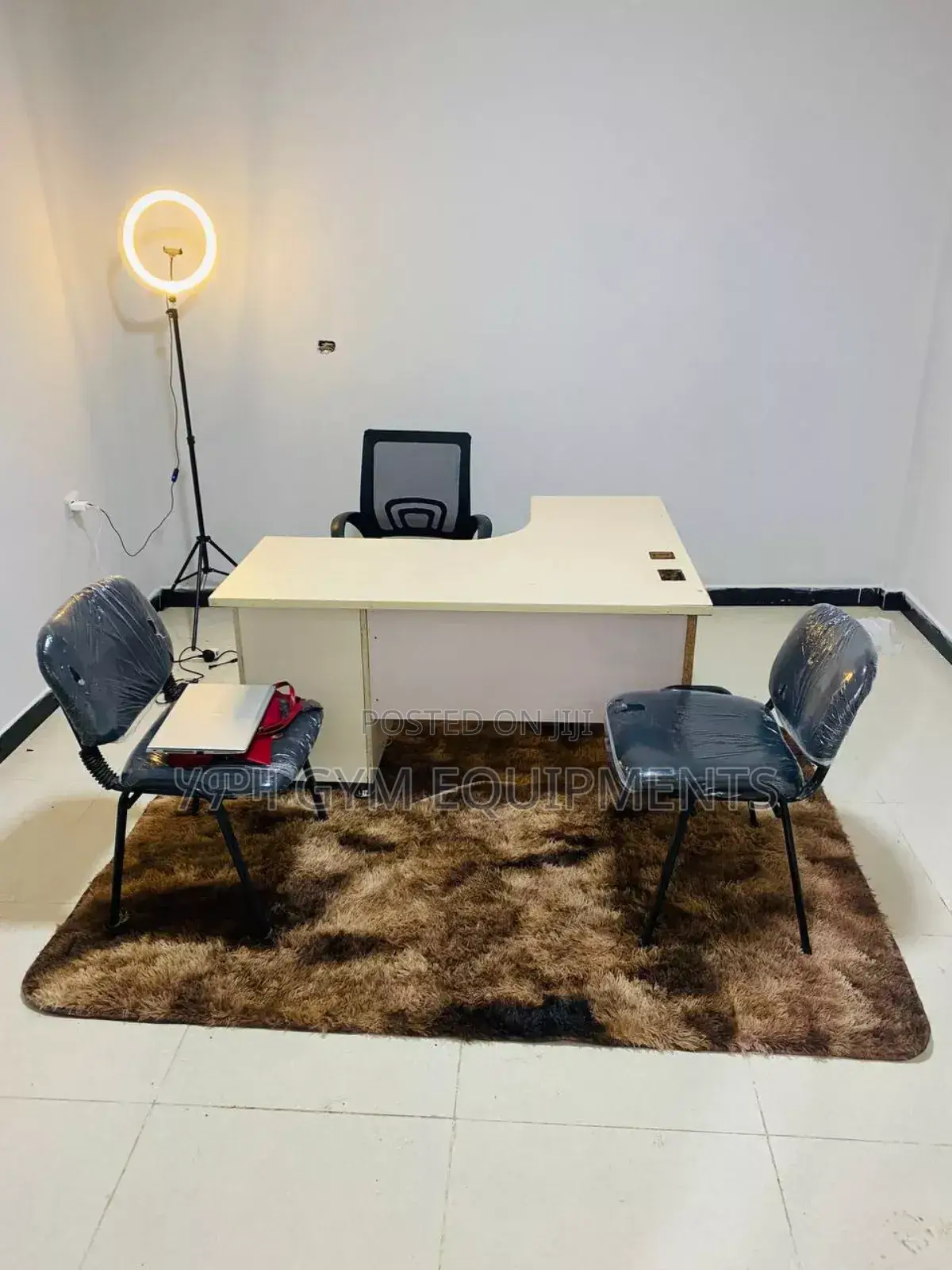 Full Set L Shaped Secretary Table With Guest Chair