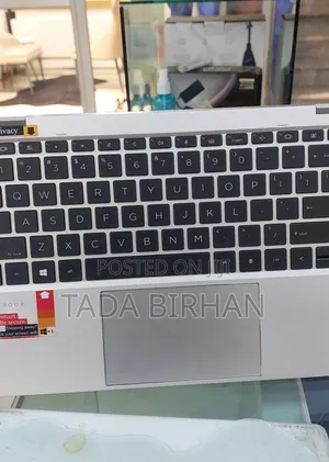 Photo - New Laptop HP Spectre 16GB Intel Core I7 SSD 512GB