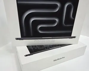 New Laptop Apple MacBook Pro 18GB Apple M4 SSD 1T