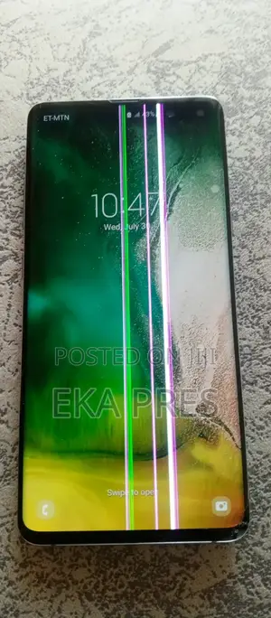 Photo - Samsung Galaxy S10 5G 512 GB Silver
