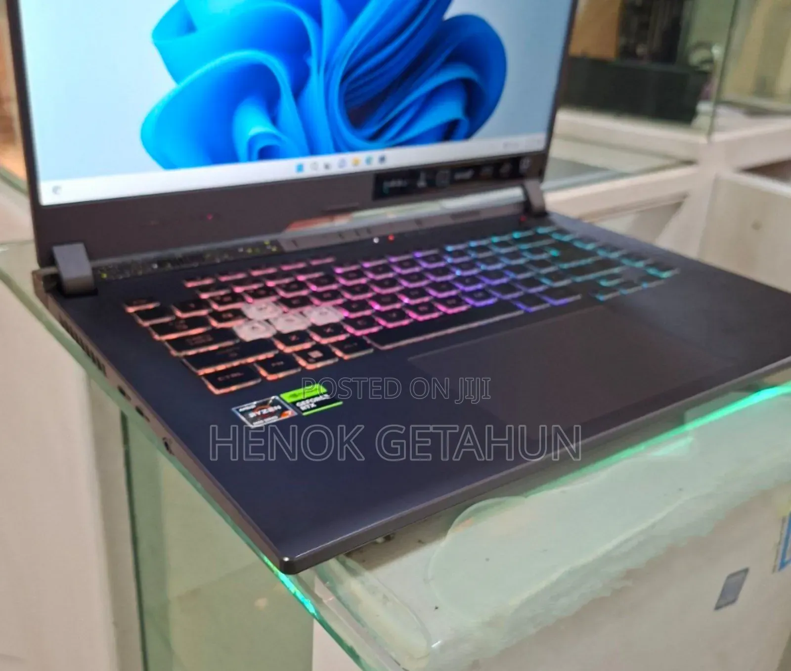 New Laptop Asus ROG Strix G15 16GB AMD Ryzen 7 SSD 1T