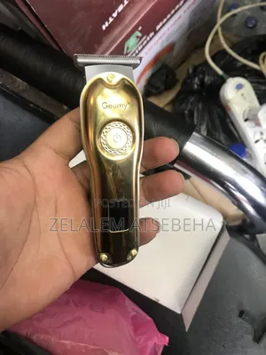 Photo - Geemy Hair Trimmer Gm-6682