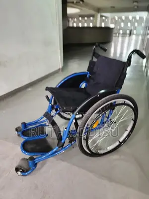 Photo - Wheelchair底部wheelchair腔說wheelchair腕力wheelchair腱三wheelchair