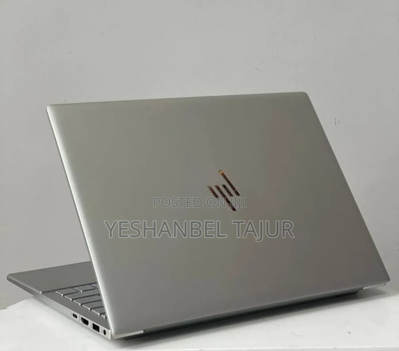 New Laptop HP Envy X2 16GB Intel Core I5 SSD 512GB