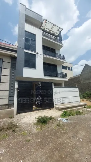 7bdrm House in Oromia, East Shewa for sale