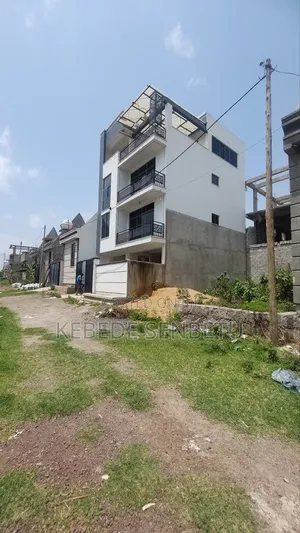 7bdrm House in Oromia, East Shewa for sale