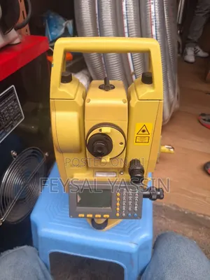 Topcon GTS-235n Total Station.