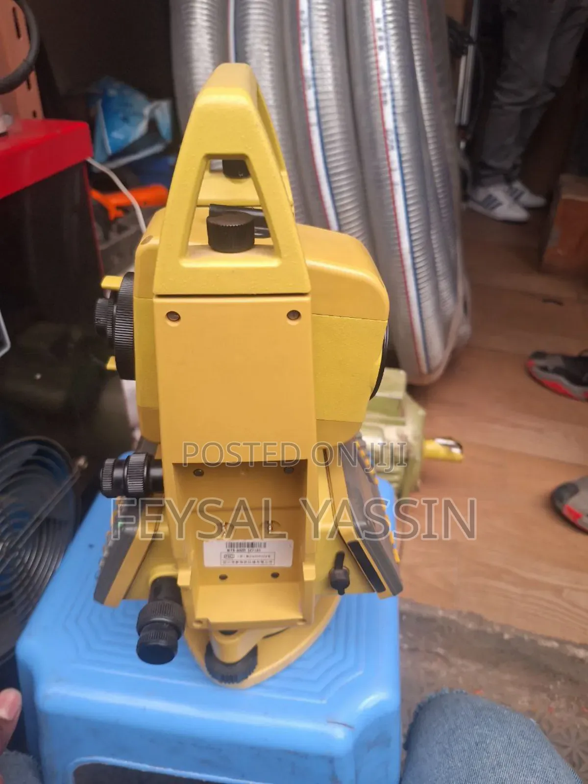 Topcon GTS-235n Total Station.