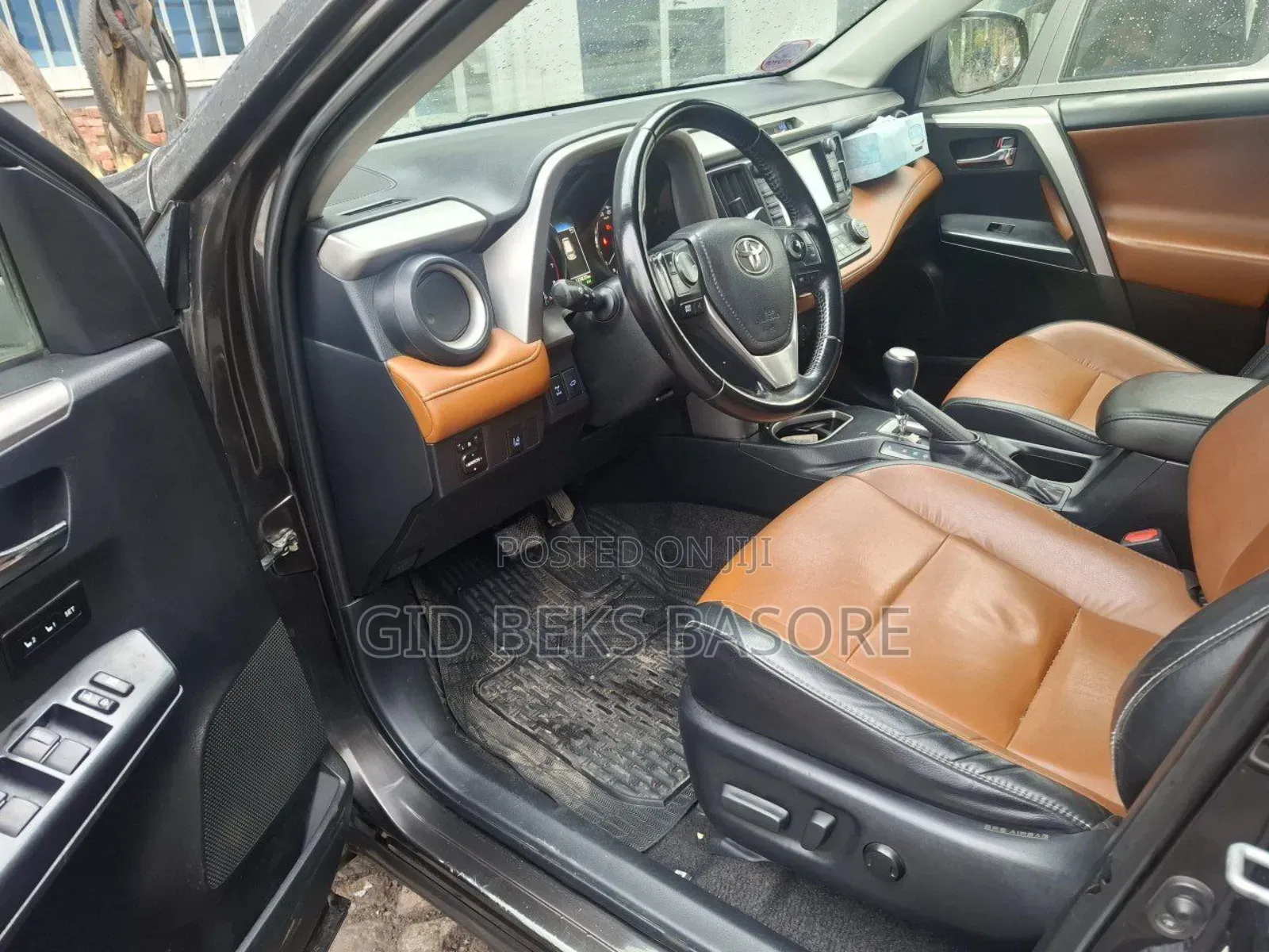 Toyota RAV4 2016 Matt Black