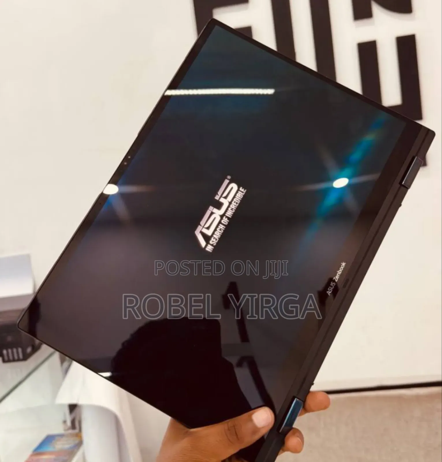 New Laptop Asus ZenBook UX510UW 16GB Intel Core I7 SSD 512GB