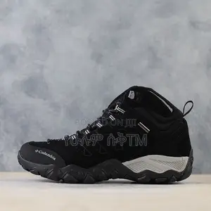 Photo - Original Columbia Waterproof Black/White Men’S Hiking Shoes