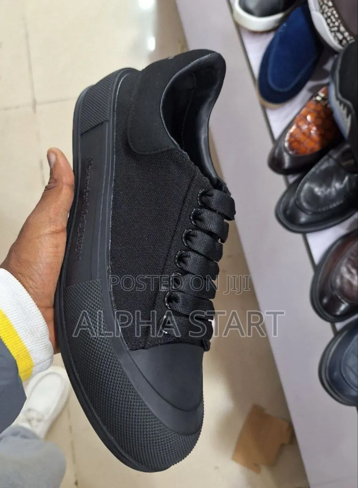  Alexander McQueen 
 Made in Vietnam 
Premium Quality