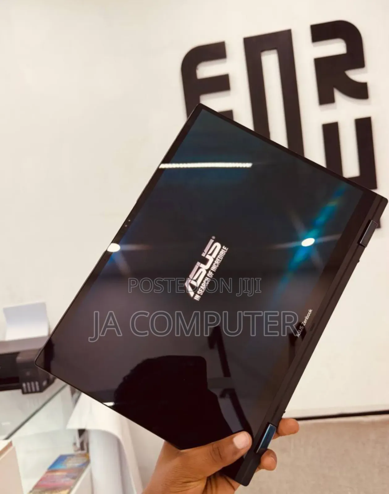 New Laptop Asus Zenbook 14 UX434 16GB Intel Core I5 SSD 512GB