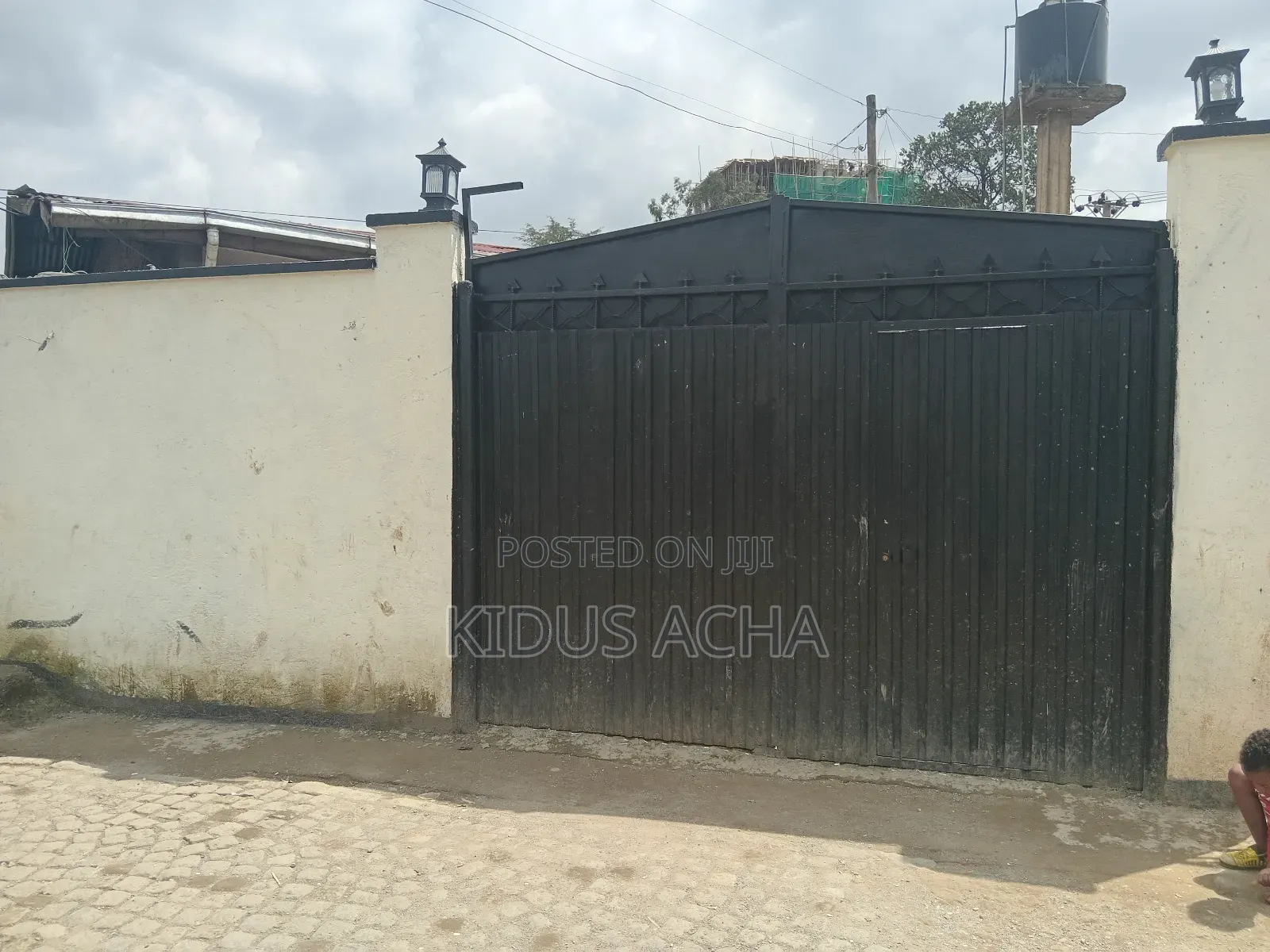 Furnished 3bdrm Villa in Gullele for sale