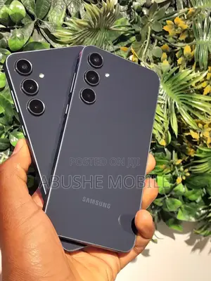 Photo - New Samsung Galaxy A55 256 GB Black