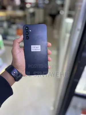 Photo - New Samsung Galaxy A14 128 GB Black