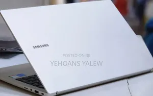 New Laptop Samsung 8GB Intel Core I7 SSD 512GB