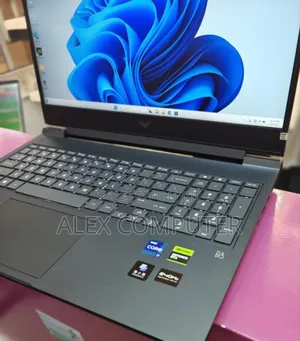 New Laptop HP Victus 16 16GB Intel Core I7 SSD 1T