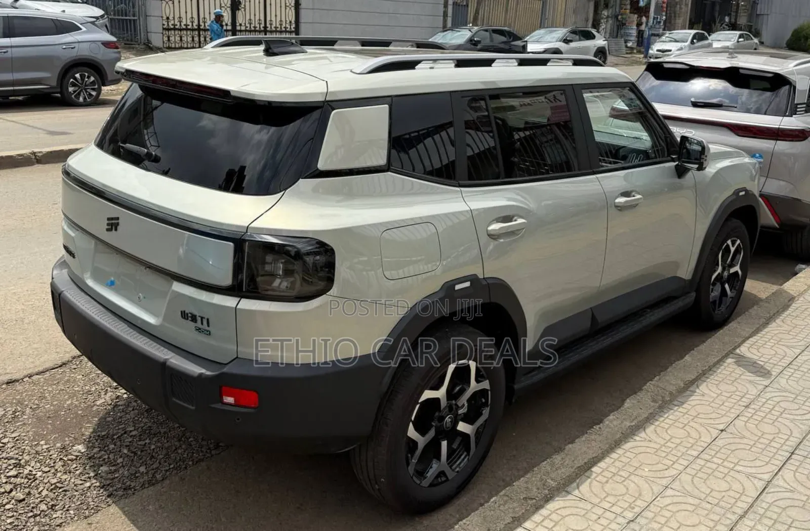 New Jetour T2 2025 Beige