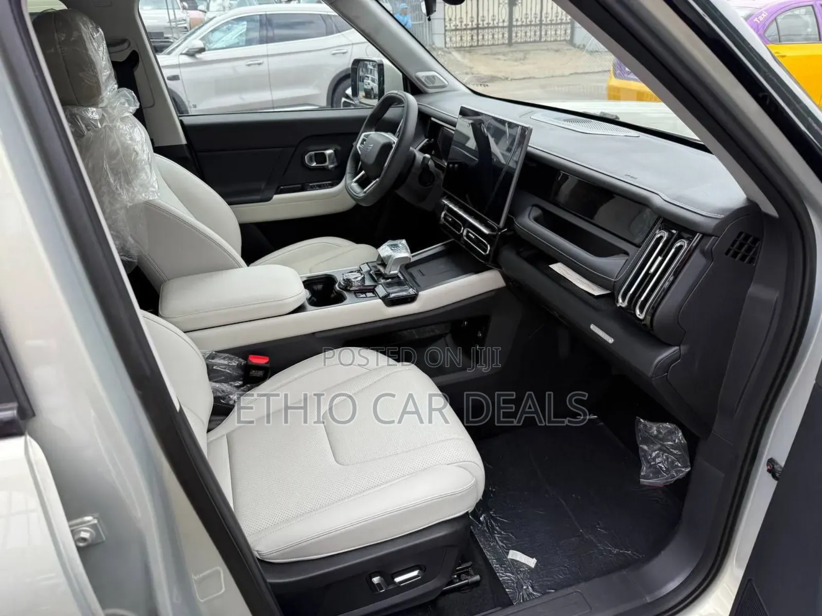 New Jetour T2 2025 Beige