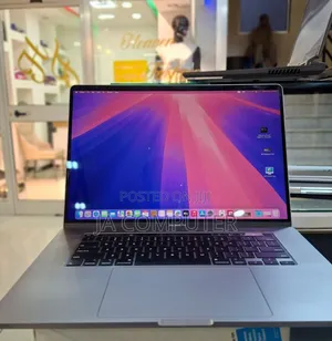 New Laptop Apple MacBook Pro 2019 32GB Intel Core I9 SSD 1T