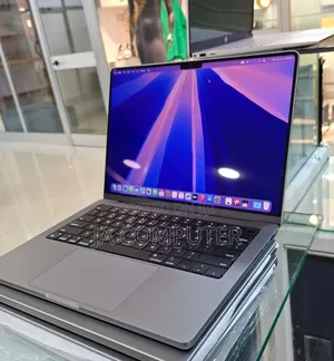 New Laptop Apple MacBook Pro 2021 M1 16GB Apple M1 Pro SSD 1T