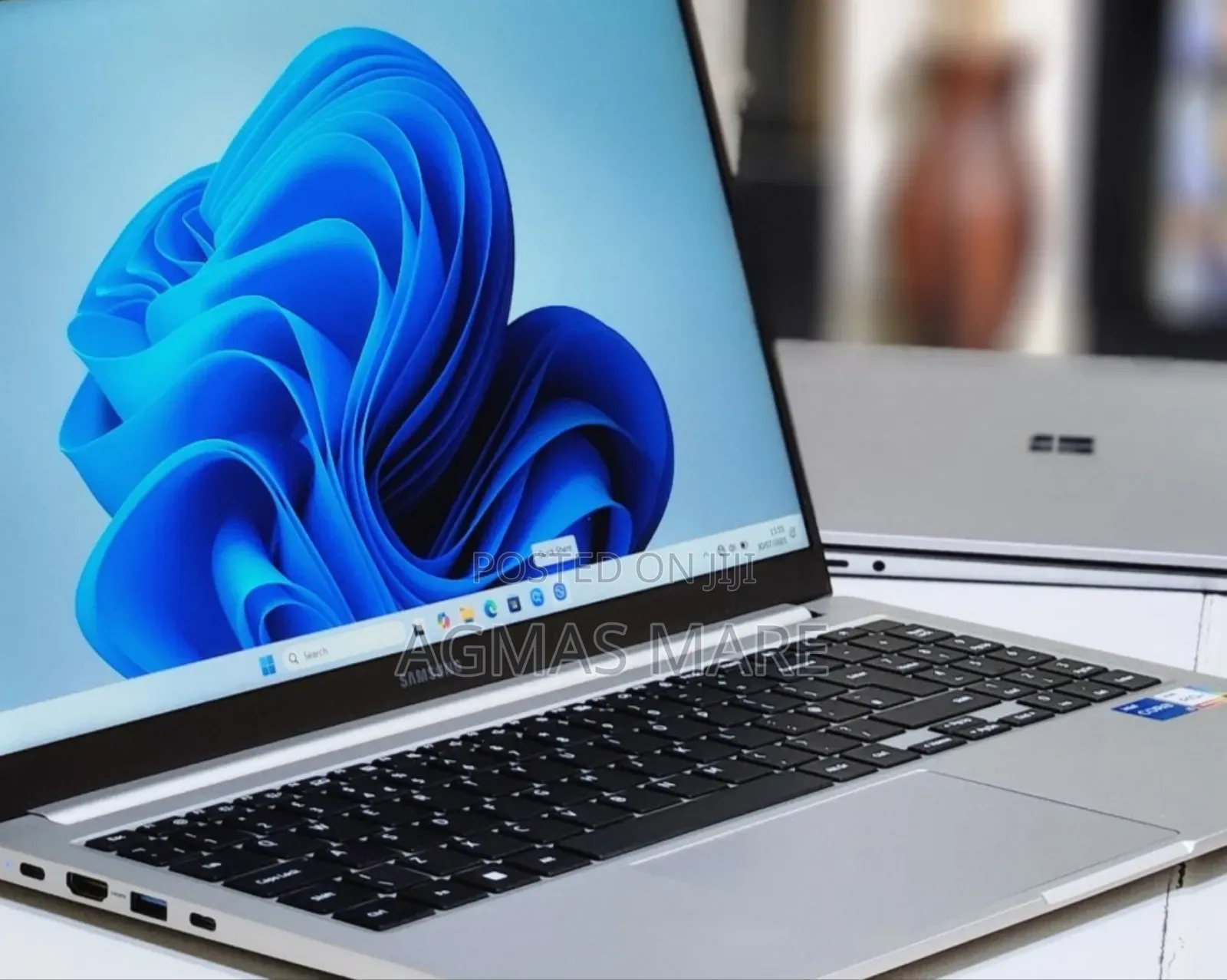 New Laptop Samsung Galaxy Book 2 8GB Intel Core I5 SSD 512GB