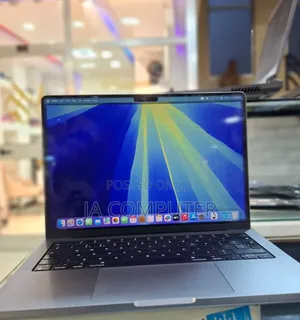 Photo - New Laptop Apple MacBook Pro M1 16GB Apple M1 Pro SSD 512GB