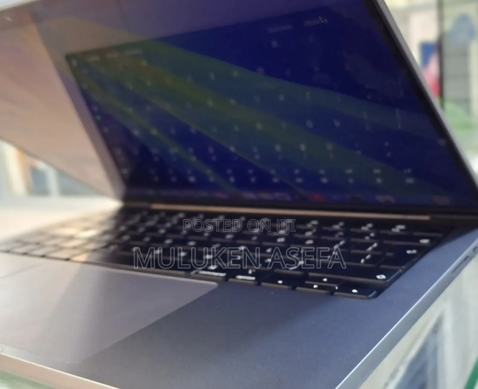 New Laptop Apple MacBook Pro 2021 M1 16GB Apple M1 Pro SSD 512GB