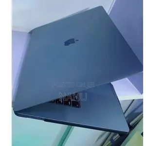 New Laptop Apple MacBook Pro M1 16GB Intel Core I9 SSD 512GB