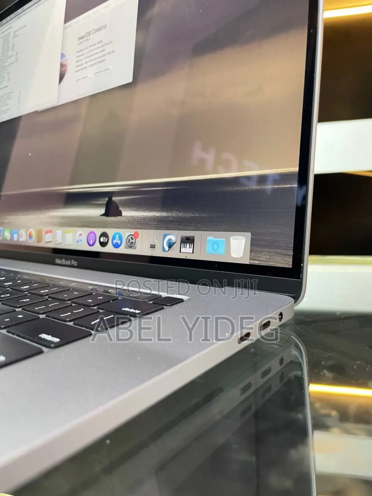 New Laptop Apple MacBook Pro 2019 32GB Intel Core I9 SSD 512GB