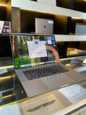New Laptop Apple MacBook Pro M1 32GB Apple M1 Pro SSD 1T