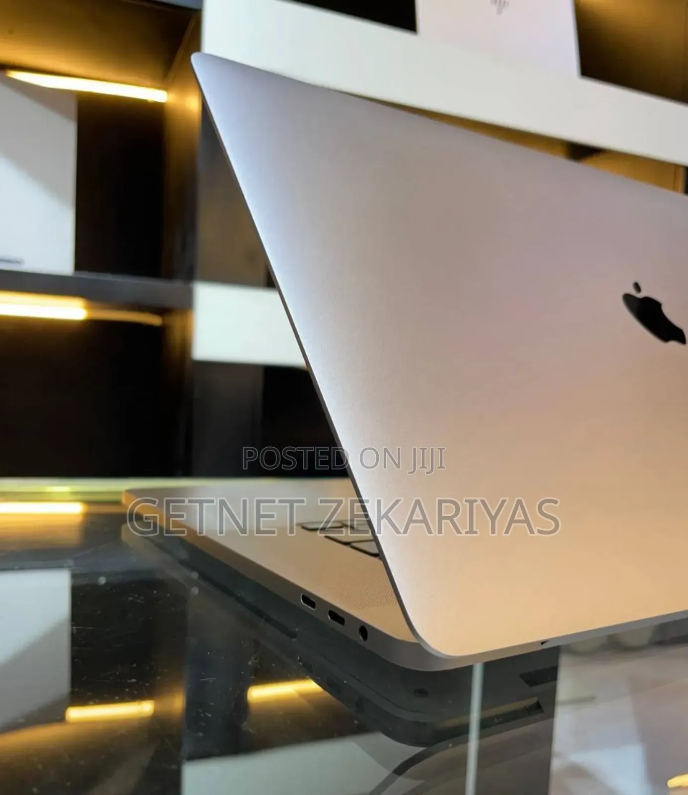 New Laptop Apple MacBook Pro 2019 32GB Intel Core I9 SSD 512GB