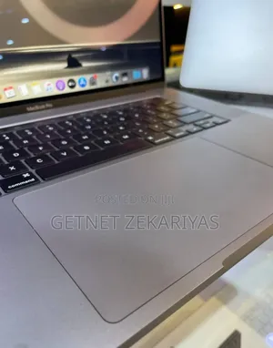 New Laptop Apple MacBook Pro 2019 32GB Intel Core I9 SSD 512GB