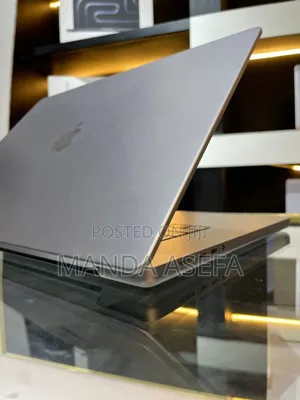 New Laptop Apple MacBook Pro M1 16GB Apple M1 SSD 1T