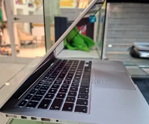 New Laptop Apple MacBook Pro 2013 16GB Intel Core I5 SSD 512GB