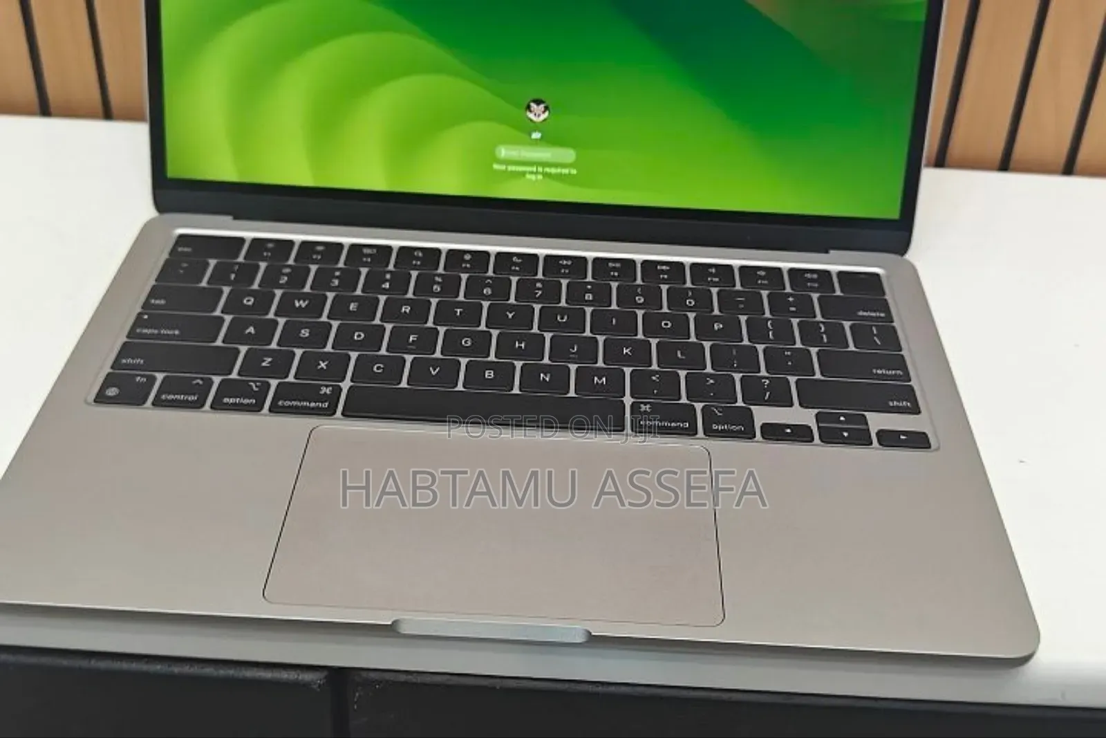 New Apple MacBook Pro 2024 M3 14-Inch 16GB Intel Core I9 SSD 512GB