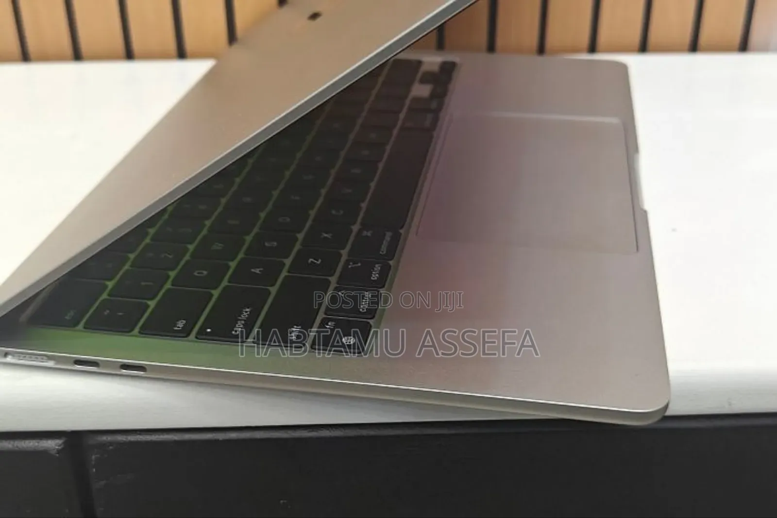 New Apple MacBook Pro 2024 M3 14-Inch 16GB Intel Core I9 SSD 512GB