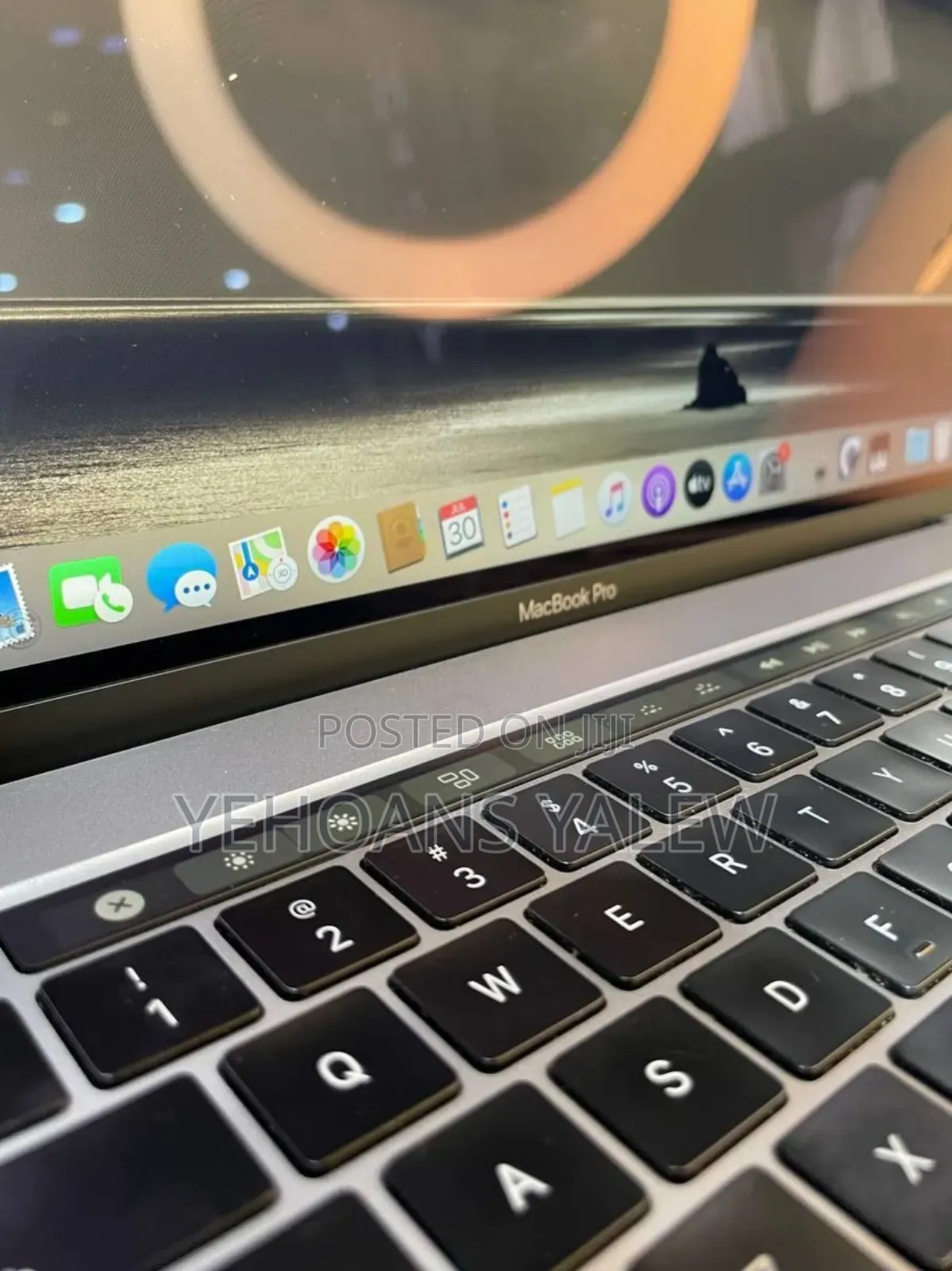 New Laptop Apple MacBook Pro 2019 32GB Intel Core I9 SSD 512GB