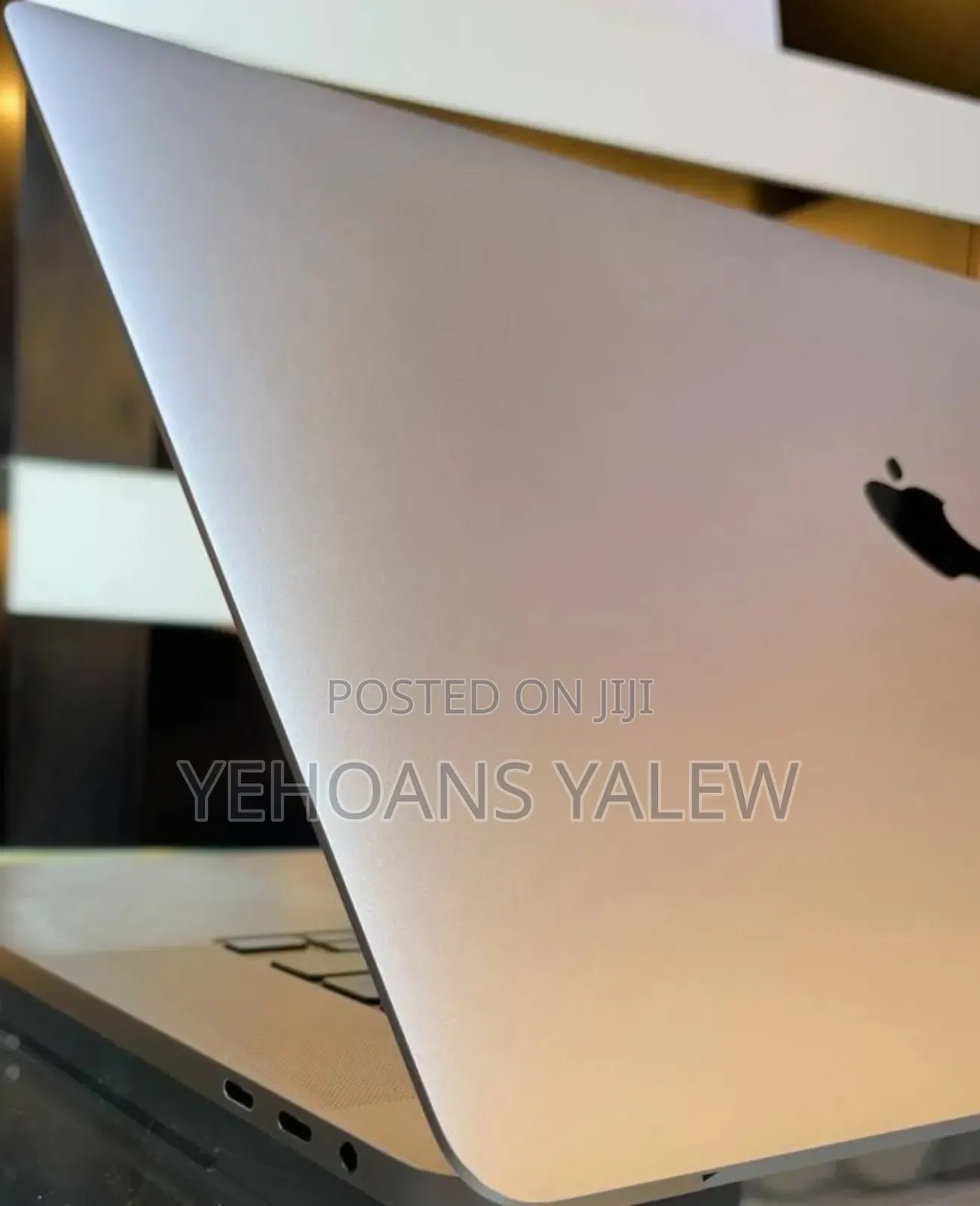 New Laptop Apple MacBook Pro 2019 32GB Intel Core I9 SSD 512GB