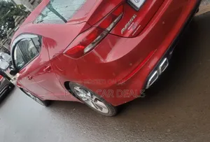 Hyundai Avante 2017 Red