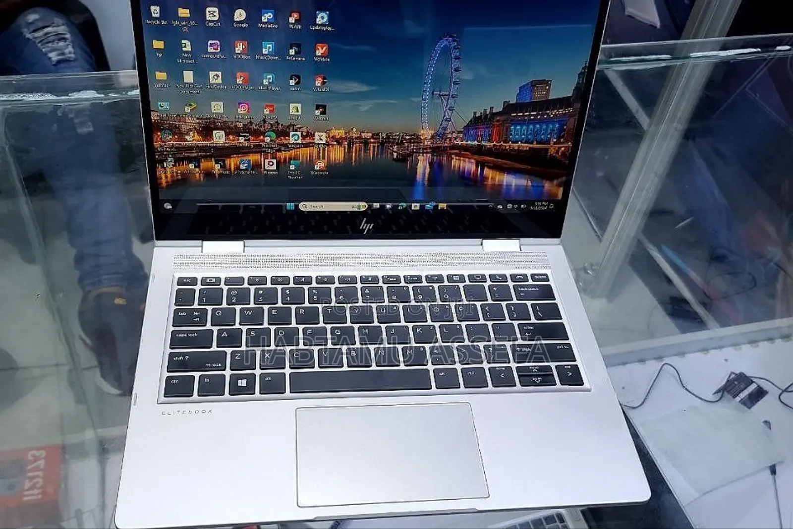 New Laptop HP EliteBook X GB Intel Core I5 SSD 512GB
