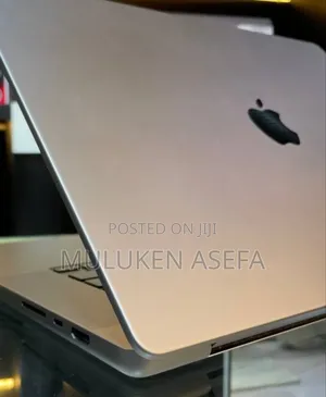 New Laptop Apple MacBook Pro 2021 M1 32GB Apple M1 Pro SSD 1T