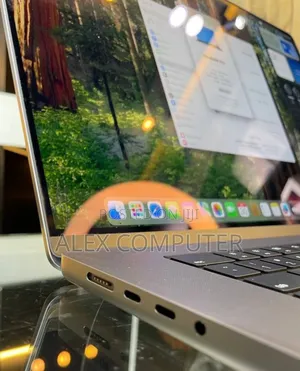 New Laptop Apple MacBook Pro 2021 M1 32GB Apple M1 Pro SSD 1T