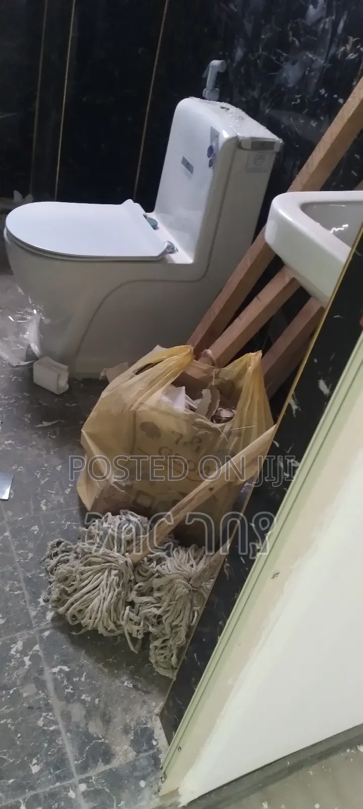 Furnished 3bdrm Condo in Ayat 49, 40/60, Yeka for rent