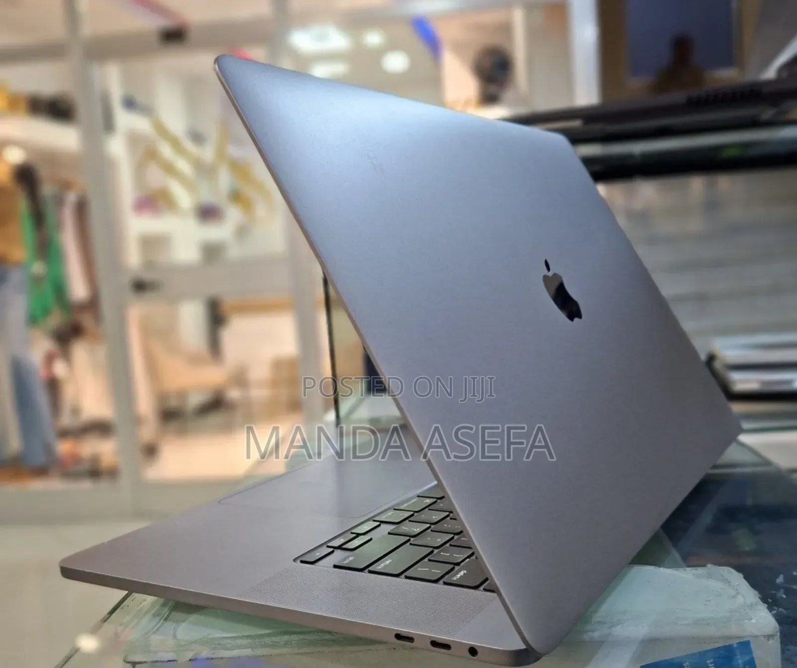 New Laptop Apple MacBook Pro 2019 32GB Intel Core I9 SSD 1T