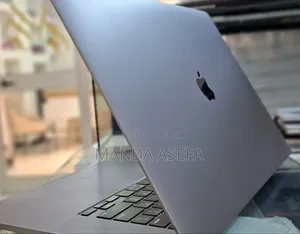 New Laptop Apple MacBook Pro 2019 32GB Intel Core I9 SSD 1T