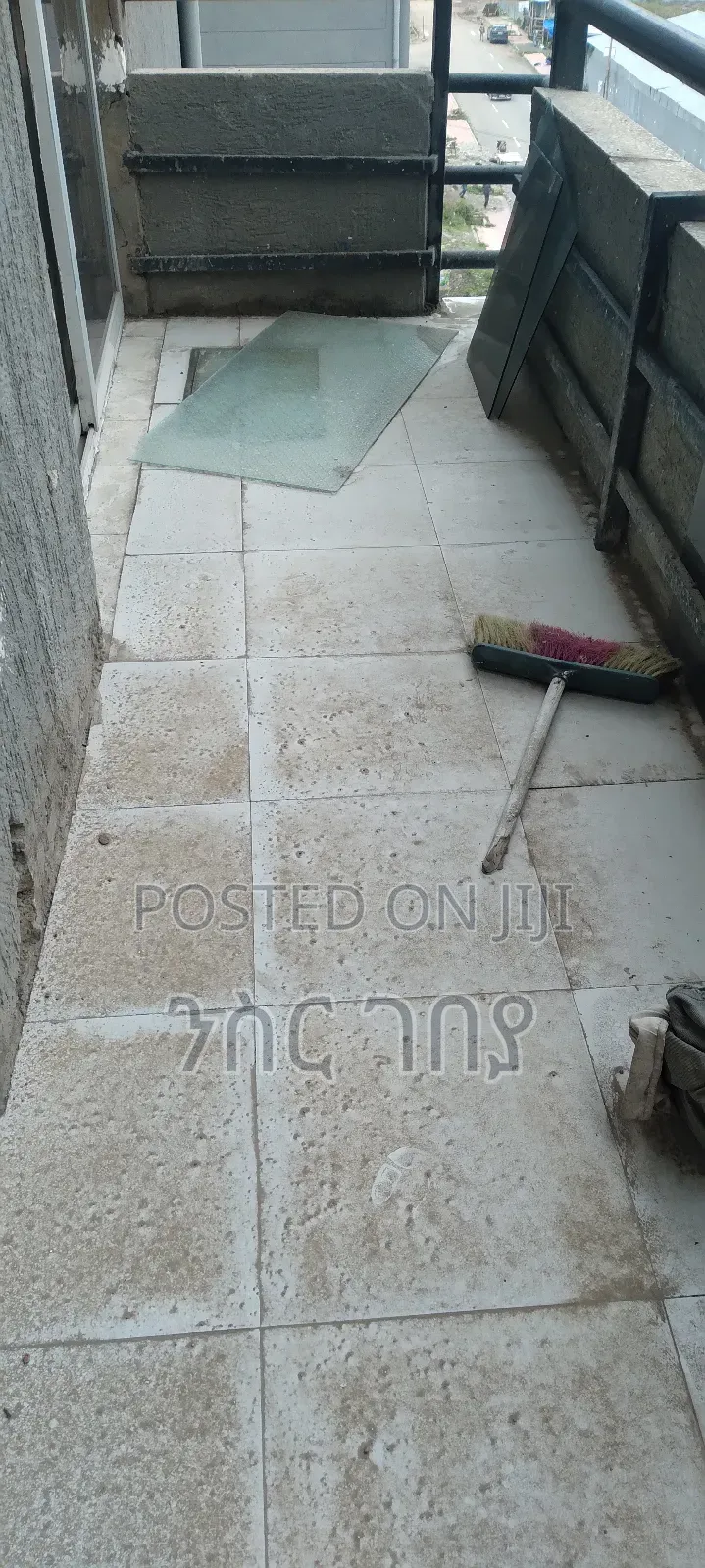 Furnished 3bdrm Condo in Ayat 49, 40/60, Yeka for rent