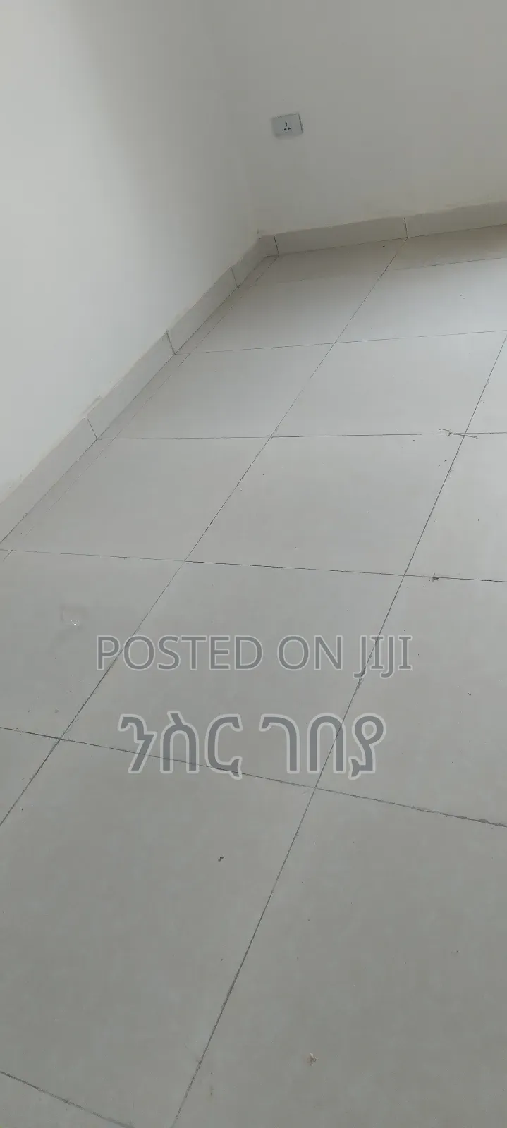 Furnished 3bdrm Condo in Ayat 49, 40/60, Yeka for rent