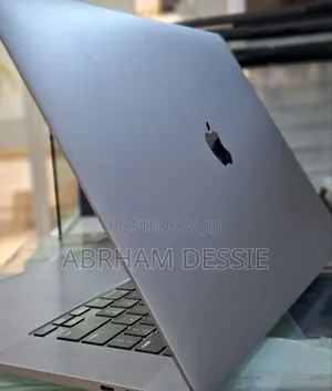 New Laptop Apple MacBook Pro 2019 32GB Intel Core I9 SSD 1T